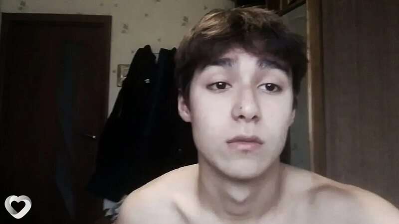 Илья, 18, Ярославле — анкета №3120927