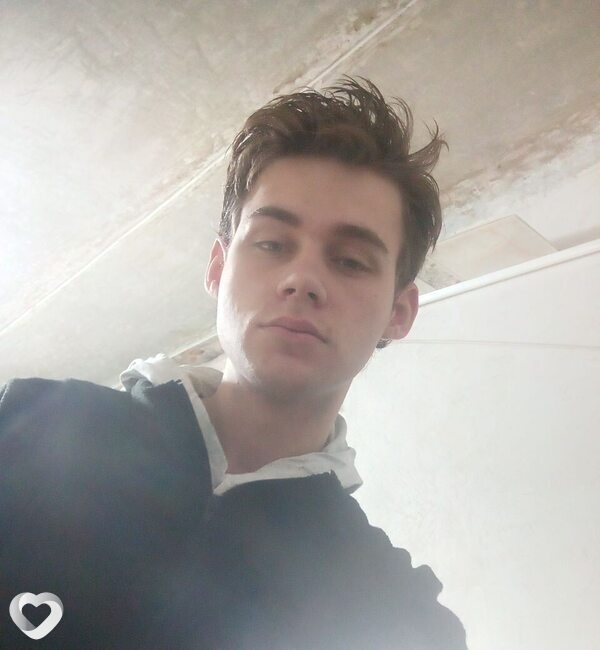 Владимир, 23, Гукове — анкета №3120930