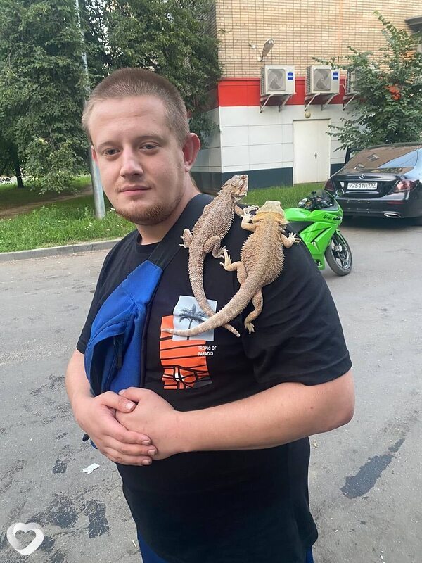 Артём, 22, Москве — анкета №3120670