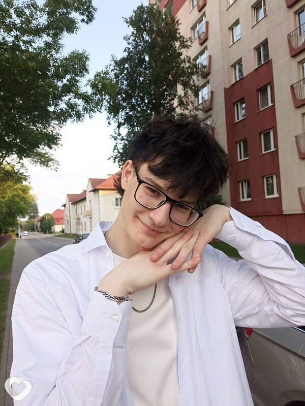 Кирилл, 19, Пинске — анкета №3120728