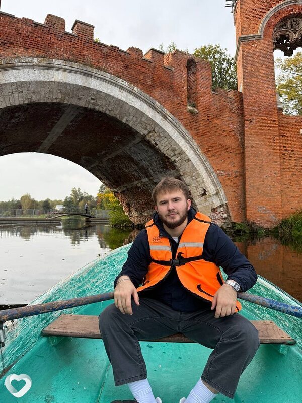 Максим, 22, Москве — анкета №3121022