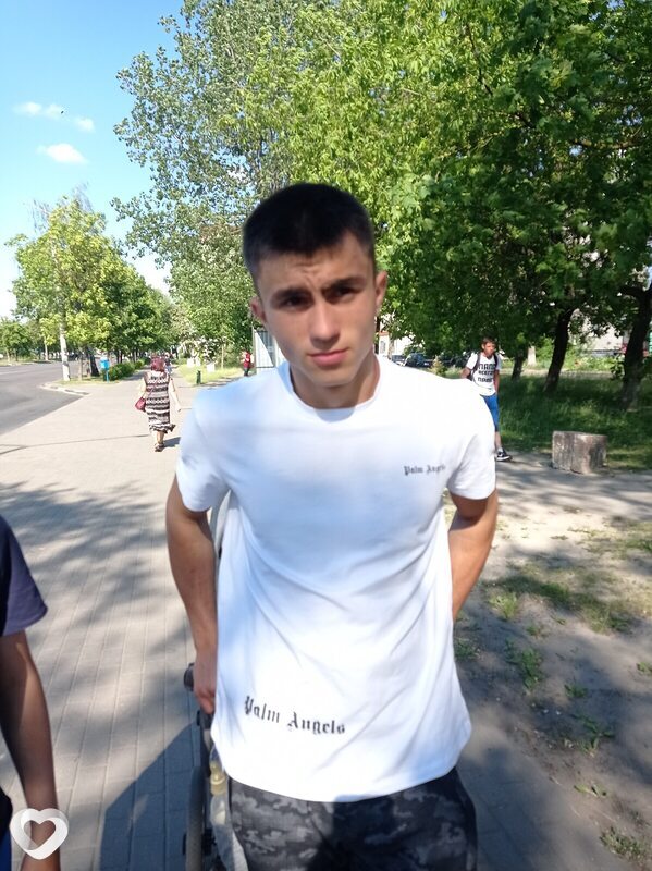 Александр, 23, Слуцке — анкета №3121209