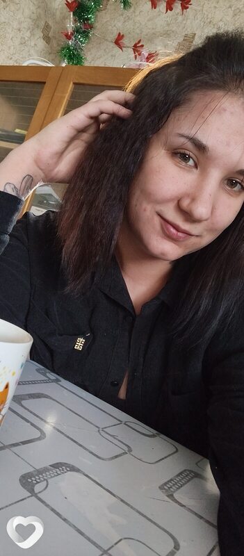 Юля, 22, Ирбите — анкета №3121225
