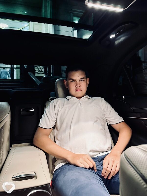 Альмухамед, 18, Алматы — анкета №3122030