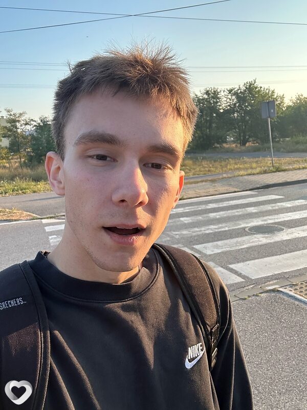 Stanislav, 23, Отвок — анкета №3122587