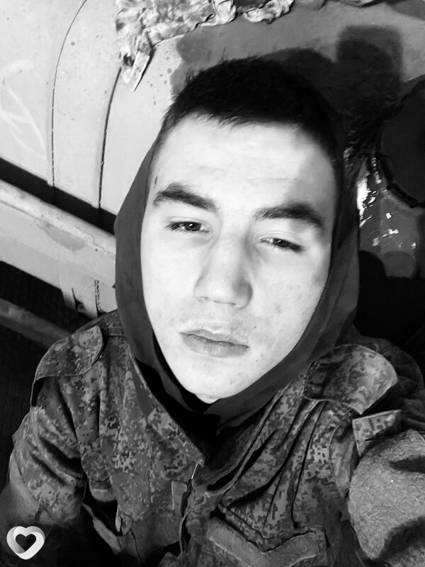 Артём, 19, Солнечногорске — анкета №3123425