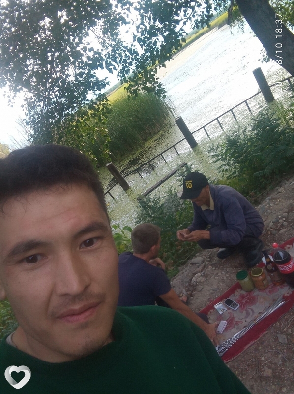 Илья, 31, Семей — анкета №3124275