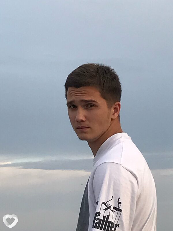 Артем, 23, Ростове-на-Дону — анкета №3124907