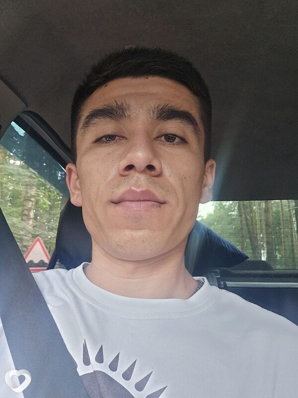 Баха, 26, Москве — анкета №3125569