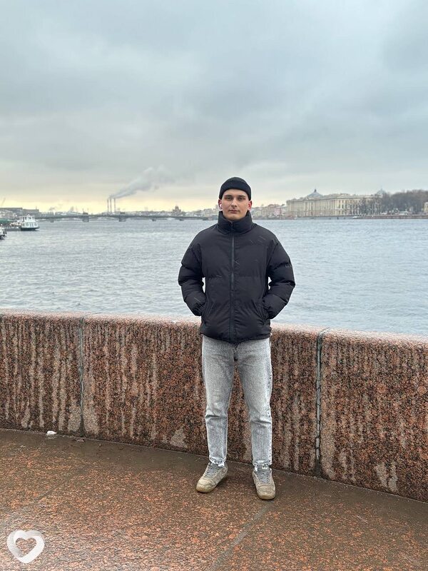 Кирилл, 21, Санкт-Петербурге — анкета №3125579