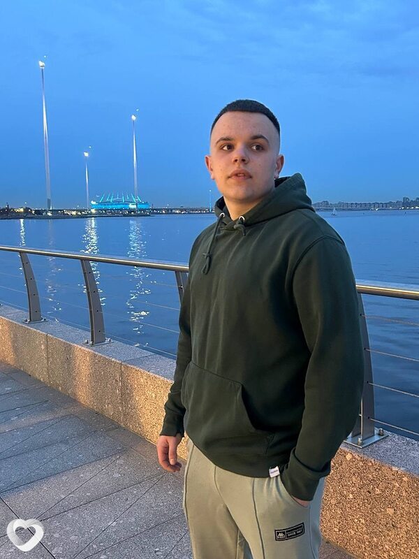 Александр, 20, Санкт-Петербурге — анкета №3125353