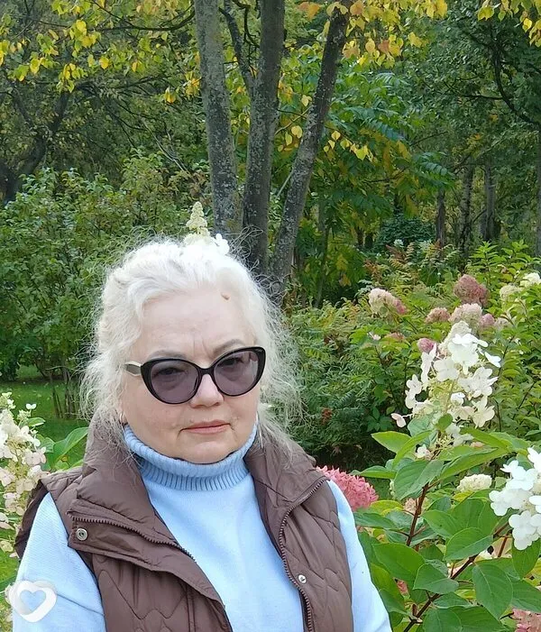 Кира, Москва