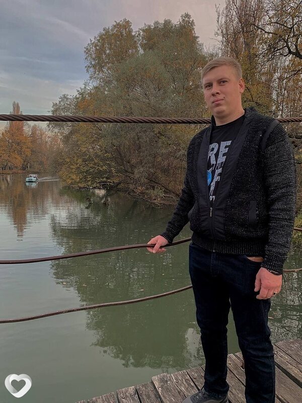 Слава, 31, Краснодаре — анкета №3127249