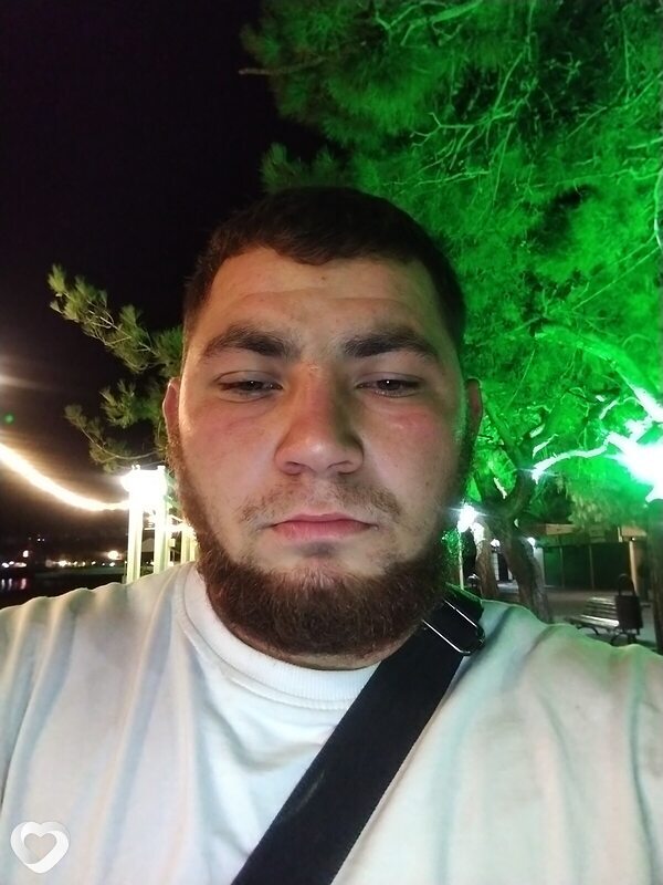 Юрий, 24, Геленджике — анкета №3128133