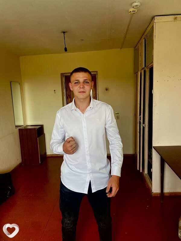 Дима, 21, Владивостоке — анкета №3128147