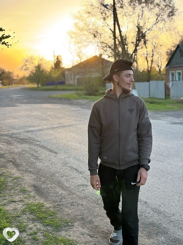 Роман, 26, Сальске — анкета №3128240