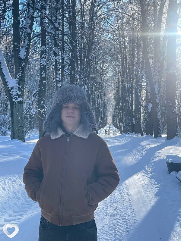 Максим, 21, Минске — анкета №3128645