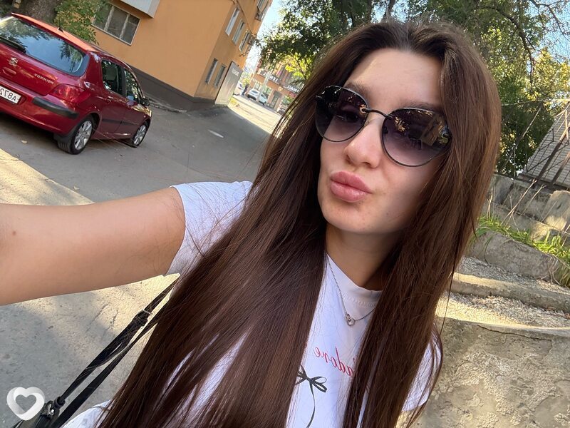 Светлана, 24, Ростове-на-Дону — анкета №3128536