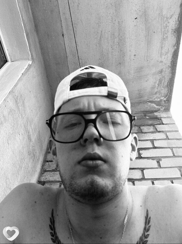Дима, 23, Донецке — анкета №3128756