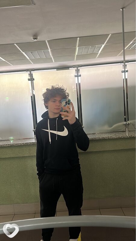 Арсений, 22, Пинске — анкета №3128793