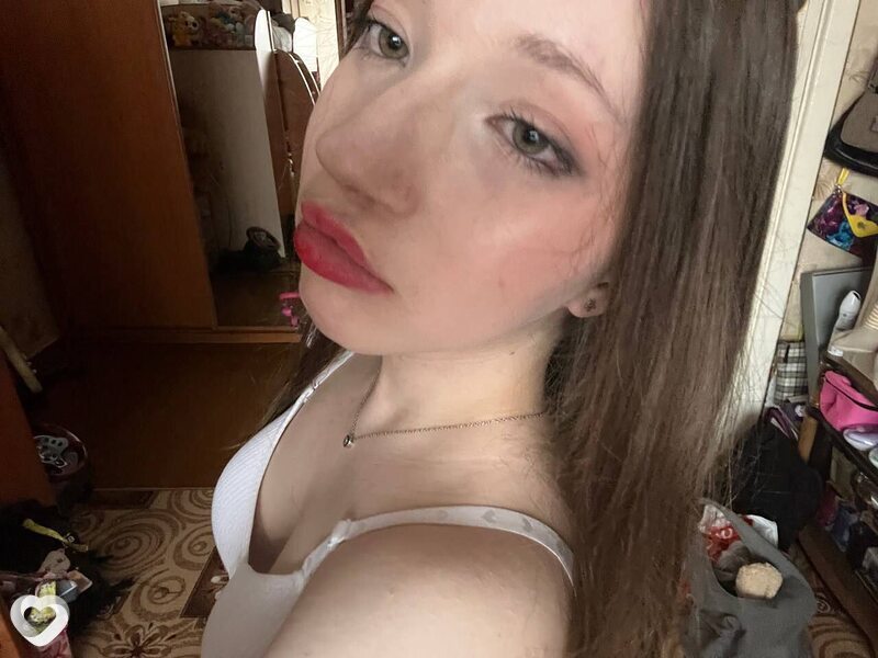 Ксюша, 20, Екатеринбурге — анкета №3129084