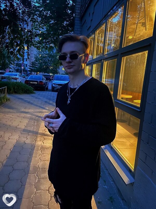 Артём, 24, Минске — анкета №3129801