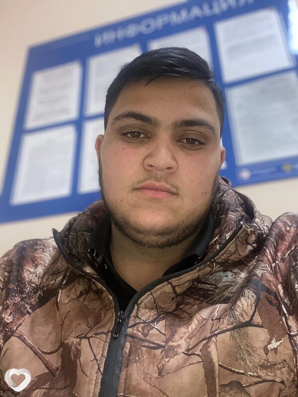 Артём, 22, Ижевске — анкета №3129547
