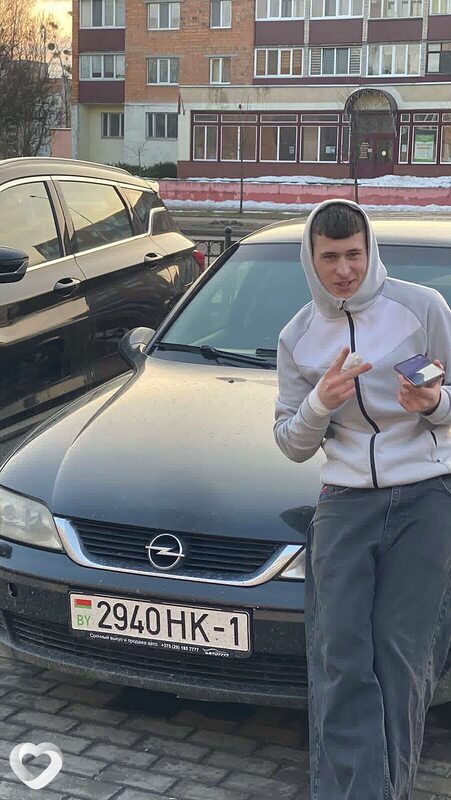 Антон, 21, Пинске — анкета №3130226
