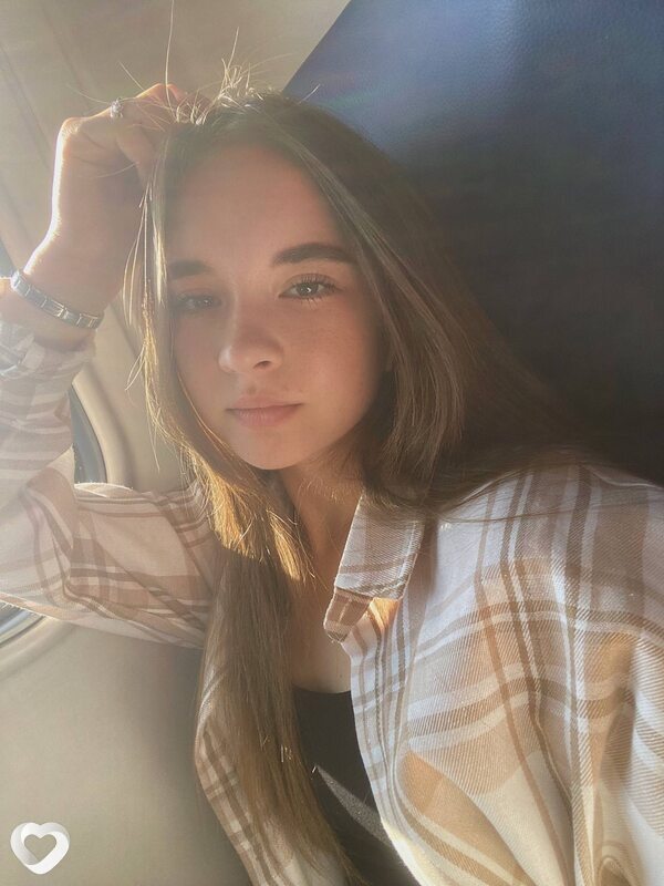 Яна, 19, Москве — анкета №3130772
