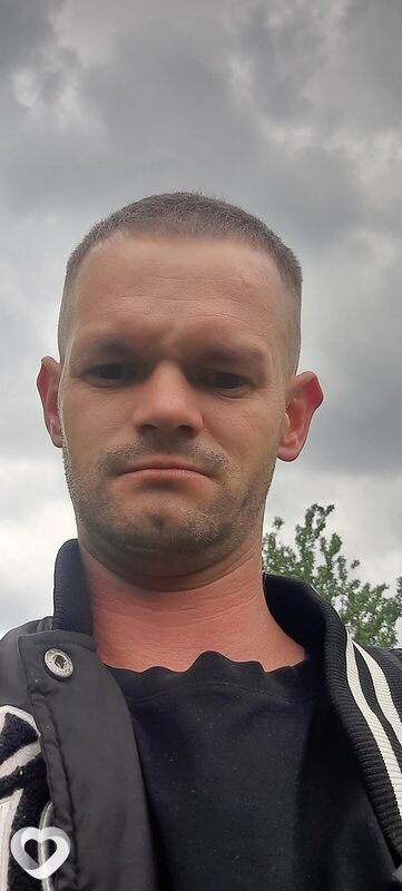 Стасик, 32, Солигорске — анкета №3131317