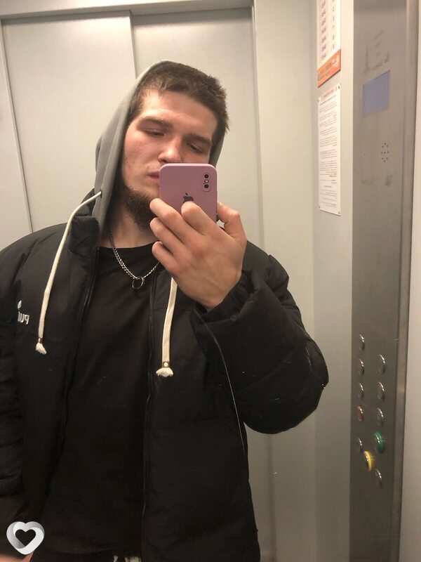 Артём, 24, Красноярске — анкета №3131537