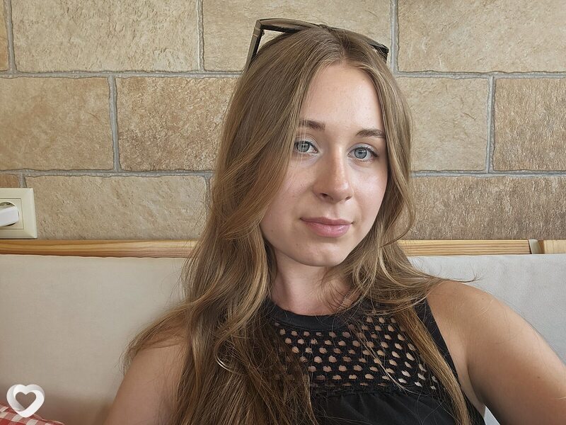 Арина, 19, Москве — анкета №3131684