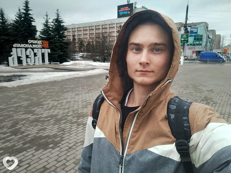 Илья, 20, Ярославле — анкета №3133274
