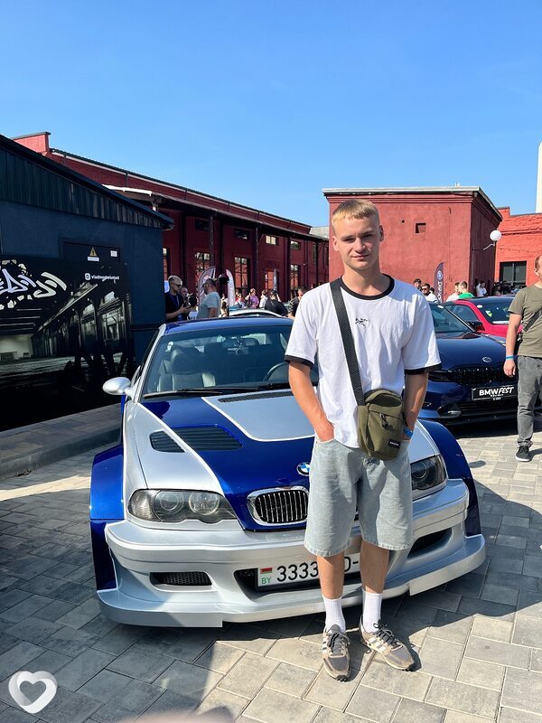 Артёмка, 20, Минске — анкета №3134056