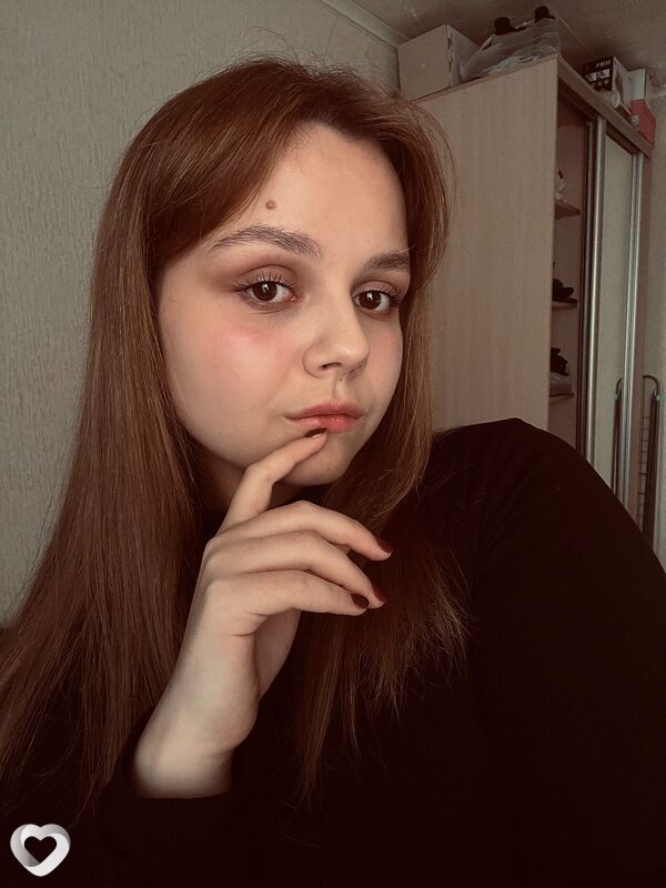 Алина, 19, Екатеринбурге — анкета №3135318
