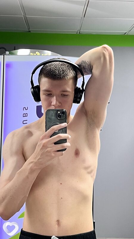 Иван, 20, Череповце — анкета №3135812