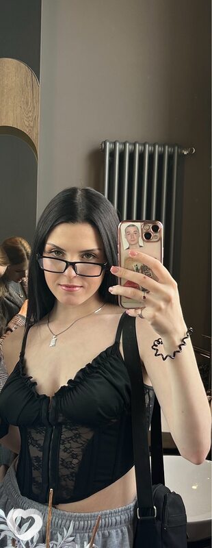 Алёна, 20, Орёл — анкета №3135813