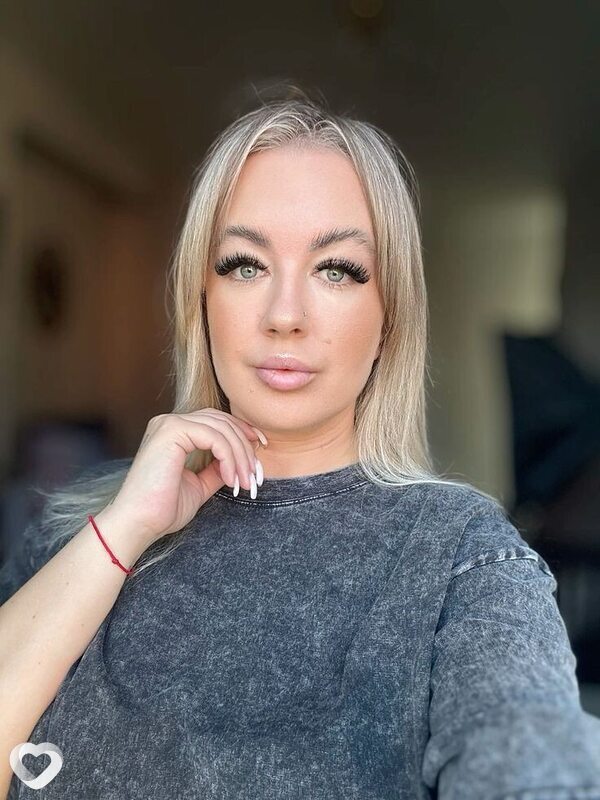 Карина, 32, Бийске — анкета №3136621