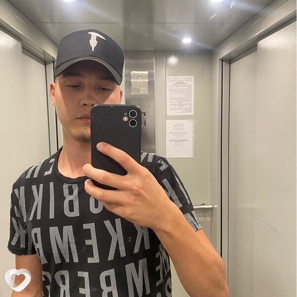 Павел, 22, Нижневартовске — анкета №3136387