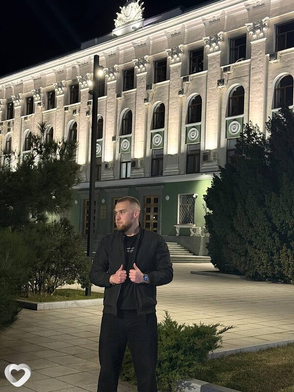 Богдан, 21, Симферополе — анкета №3136742