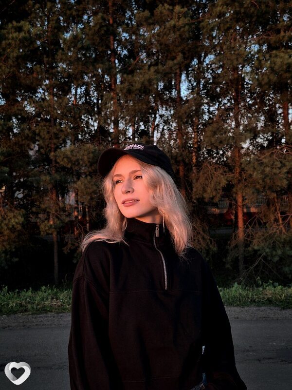 Лёля, 20, Орёл — анкета №3136585