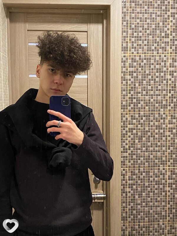 Алексей, 22, Москве — анкета №3136920