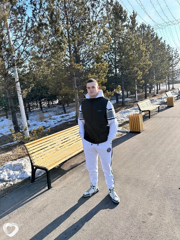 Rostislav, 24, Новосибирске — анкета №3137282