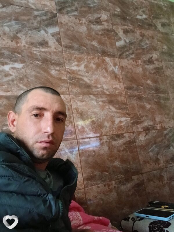 Ion Ion, Унгены