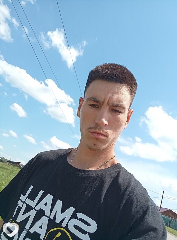 Максим, 23, Черемхове — анкета №3137362
