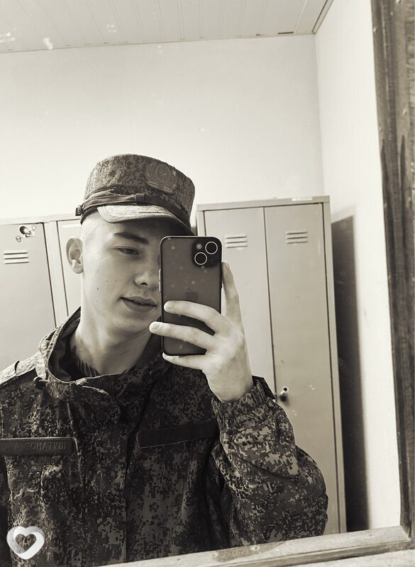 Александр, 20, Екатеринбурге — анкета №3137575
