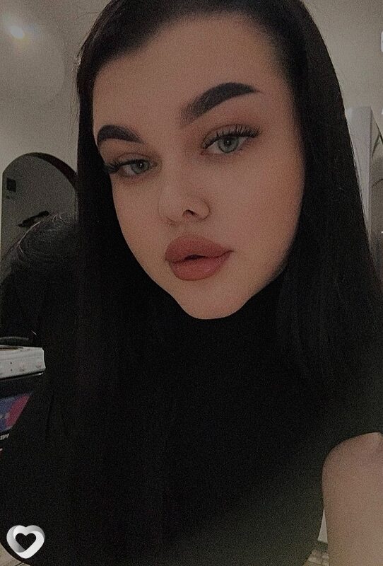 Ангелина, 20, Барнауле — анкета №3137827