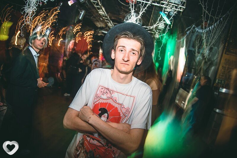 Паша, 25, Москве — анкета №3139146