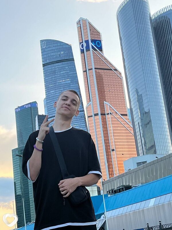 Евгений, 21, Москве — анкета №3140080