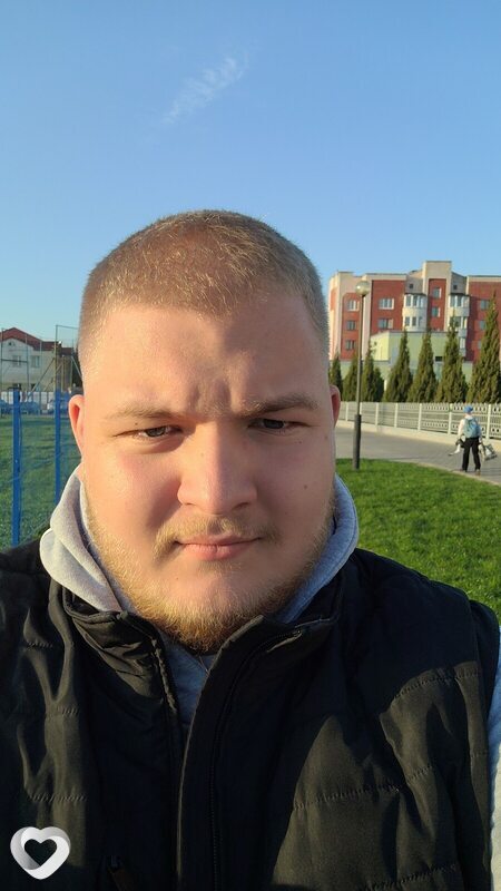 Илья, 20, Жлобине — анкета №3140580